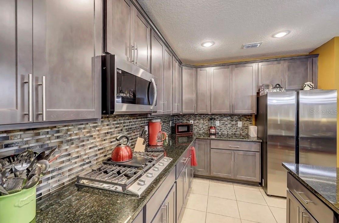 1041 BRADFORD RIDGE DR, LEESBURG, FL, 34748
