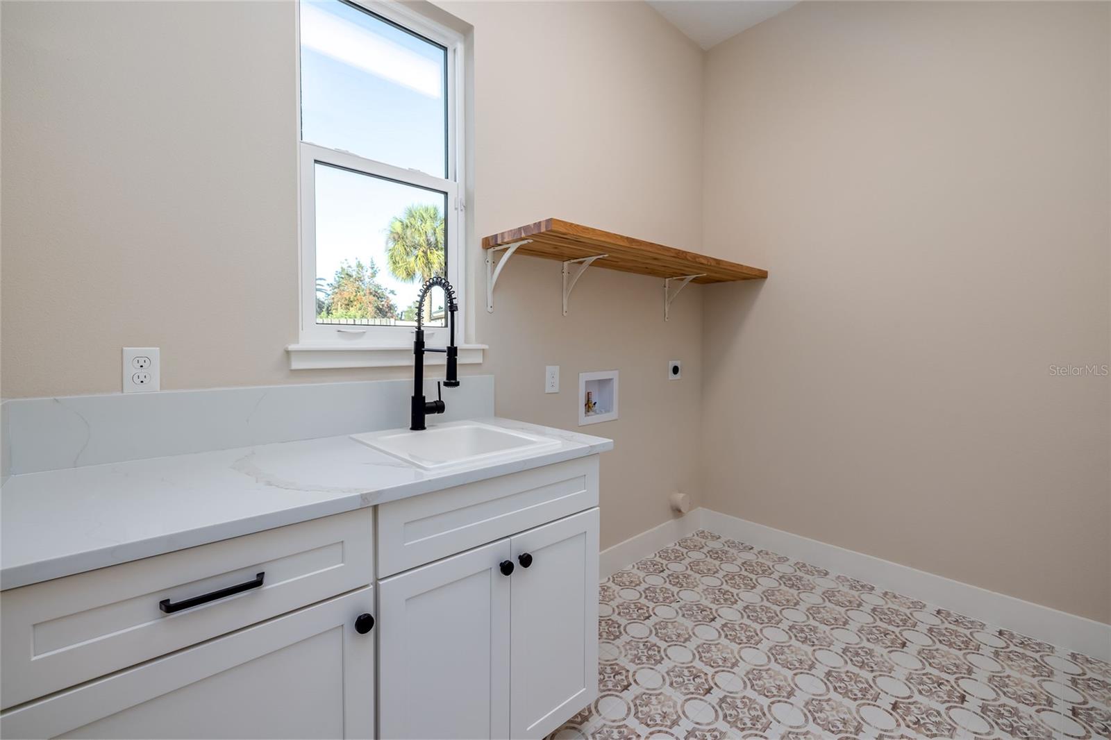500 WHITECAP COVE CT, DEBARY, FL, 32713