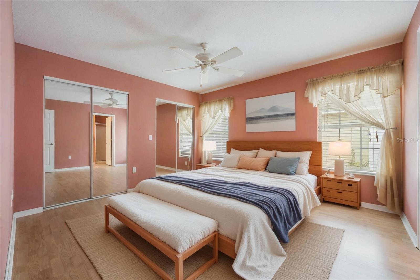572 SHERWOOD OAKS RD, ORANGE CITY, FL, 32763