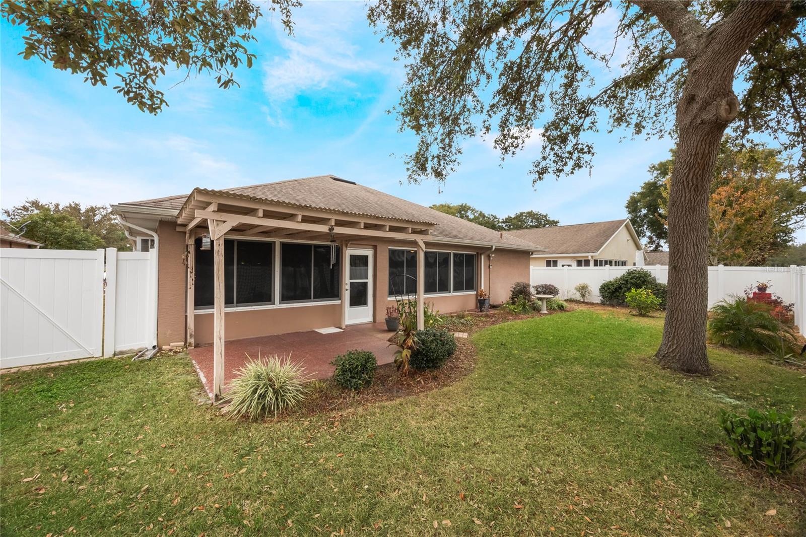 572 SHERWOOD OAKS RD, ORANGE CITY, FL, 32763