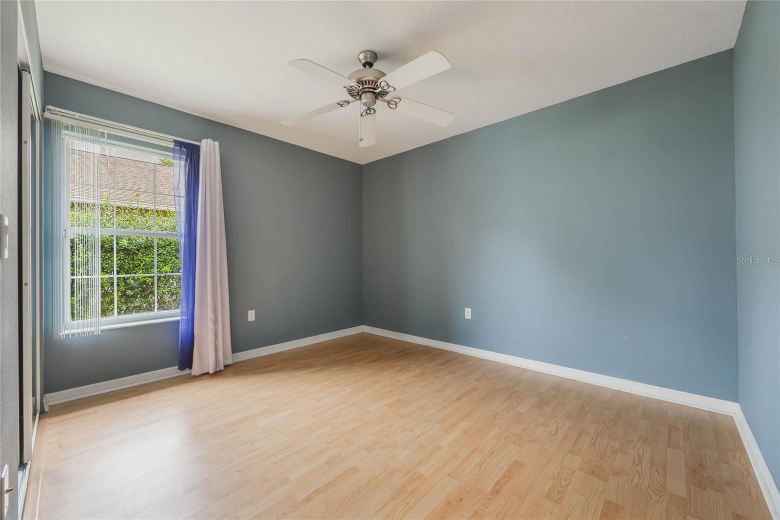 572 SHERWOOD OAKS RD, ORANGE CITY, FL, 32763