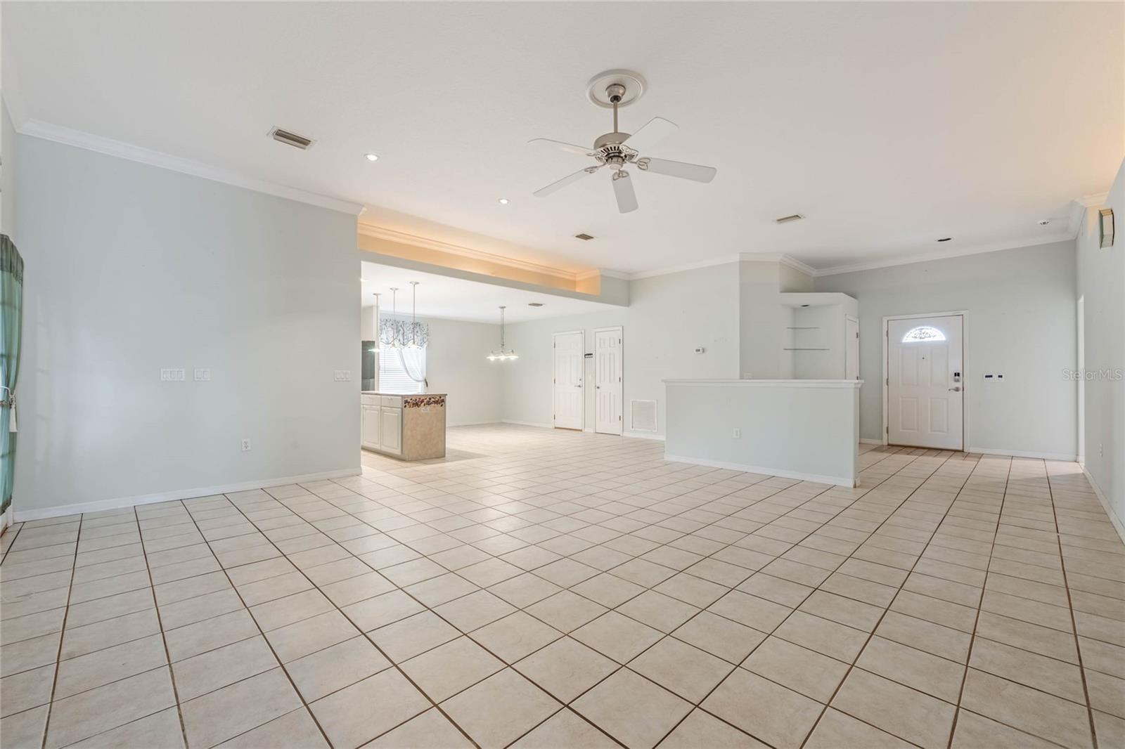 572 SHERWOOD OAKS RD, ORANGE CITY, FL, 32763