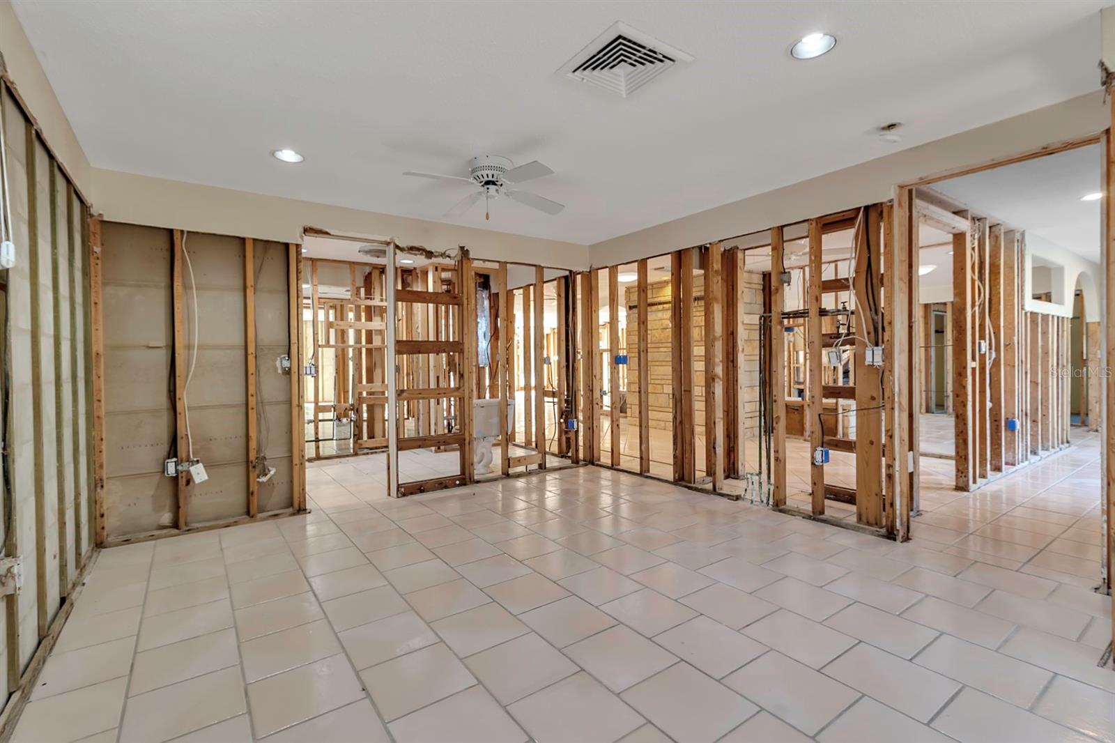 7157 LONGBOAT DR N, LONGBOAT KEY, FL, 34228