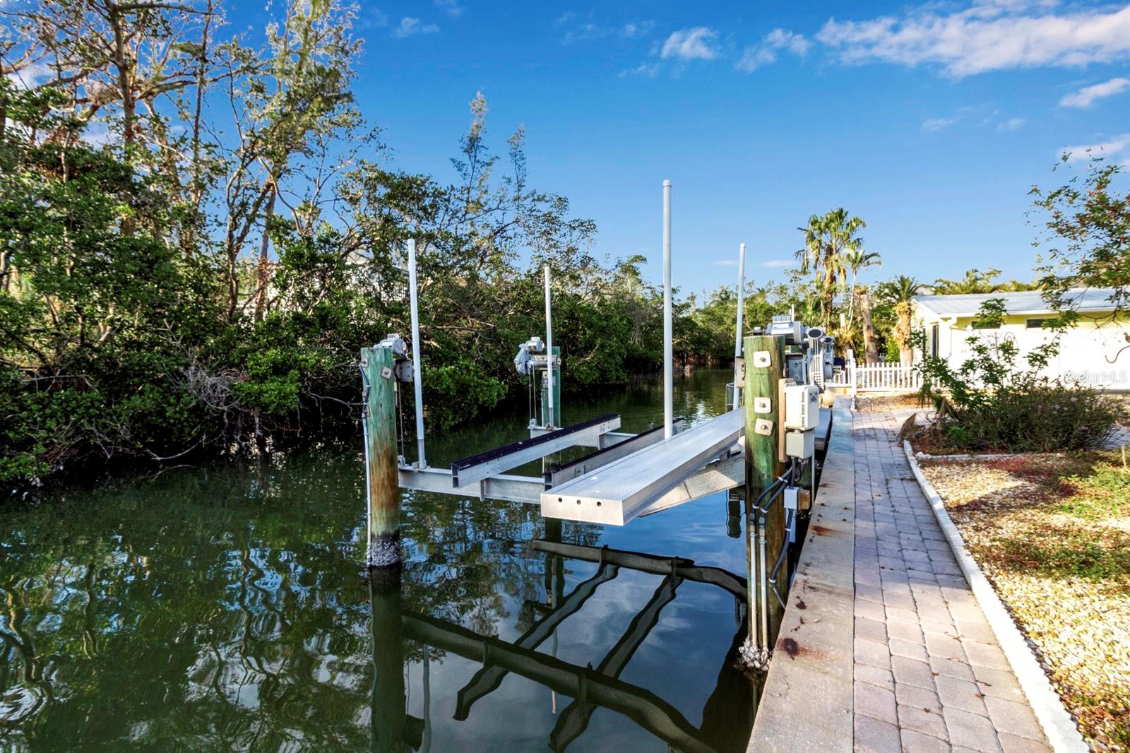 7157 LONGBOAT DR N, LONGBOAT KEY, FL, 34228