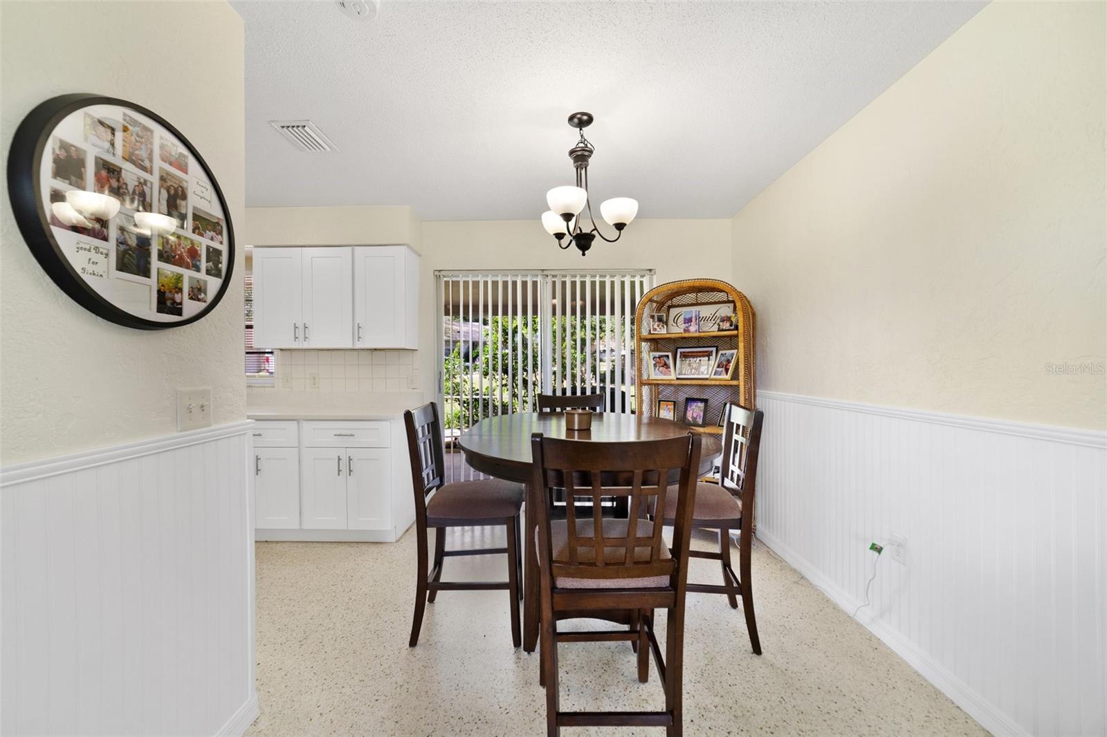 52 BOUGAINVILLEA DR, DEBARY, FL, 32713