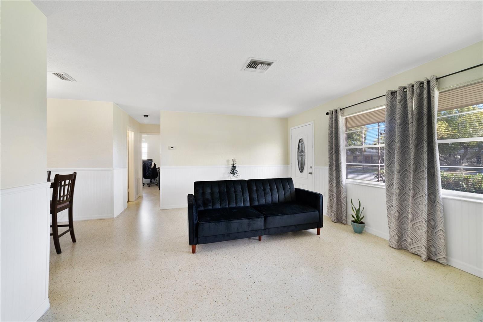 52 BOUGAINVILLEA DR, DEBARY, FL, 32713