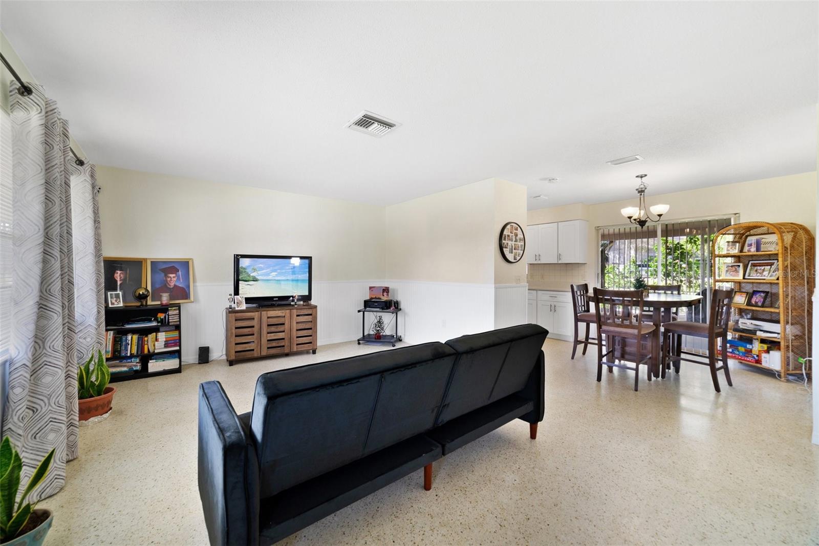 52 BOUGAINVILLEA DR, DEBARY, FL, 32713