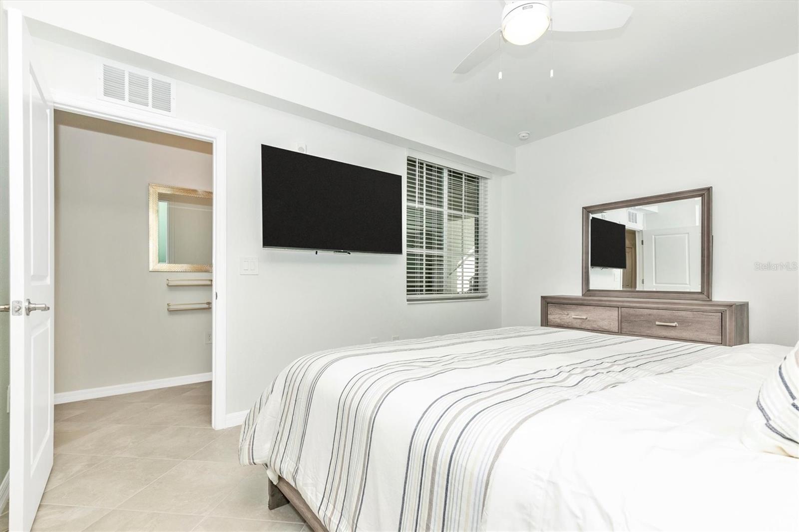 17565 OPAL SAND DR #102, VENICE, FL, 34293