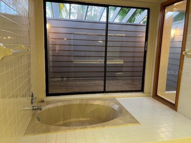 10 WOODRIDGE CIR, OLDSMAR, FL, 34677