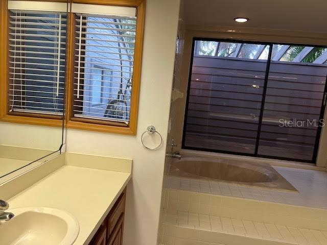 10 WOODRIDGE CIR, OLDSMAR, FL, 34677
