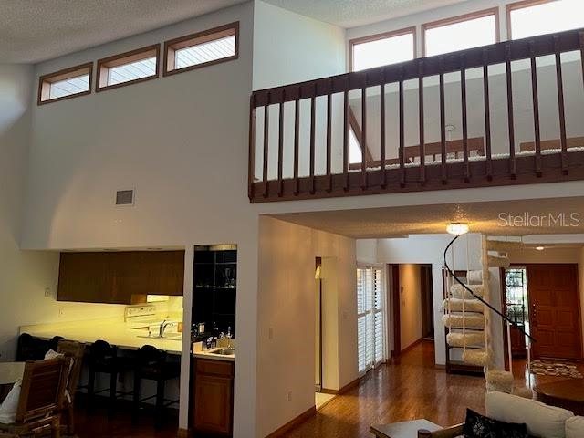 10 WOODRIDGE CIR, OLDSMAR, FL, 34677