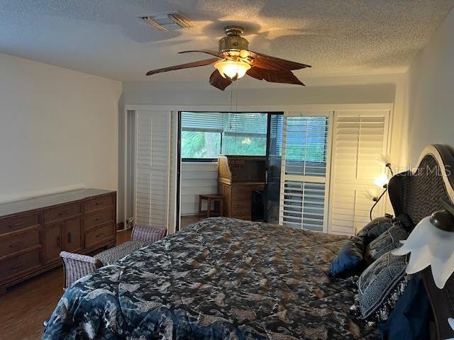 10 WOODRIDGE CIR, OLDSMAR, FL, 34677