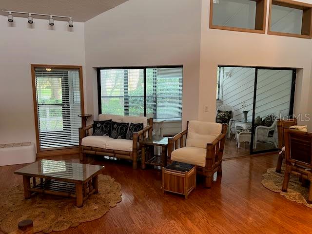 10 WOODRIDGE CIR, OLDSMAR, FL, 34677