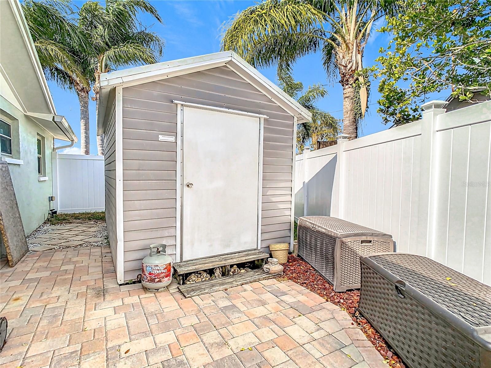 12832 3RD ISLE, HUDSON, FL, 34667