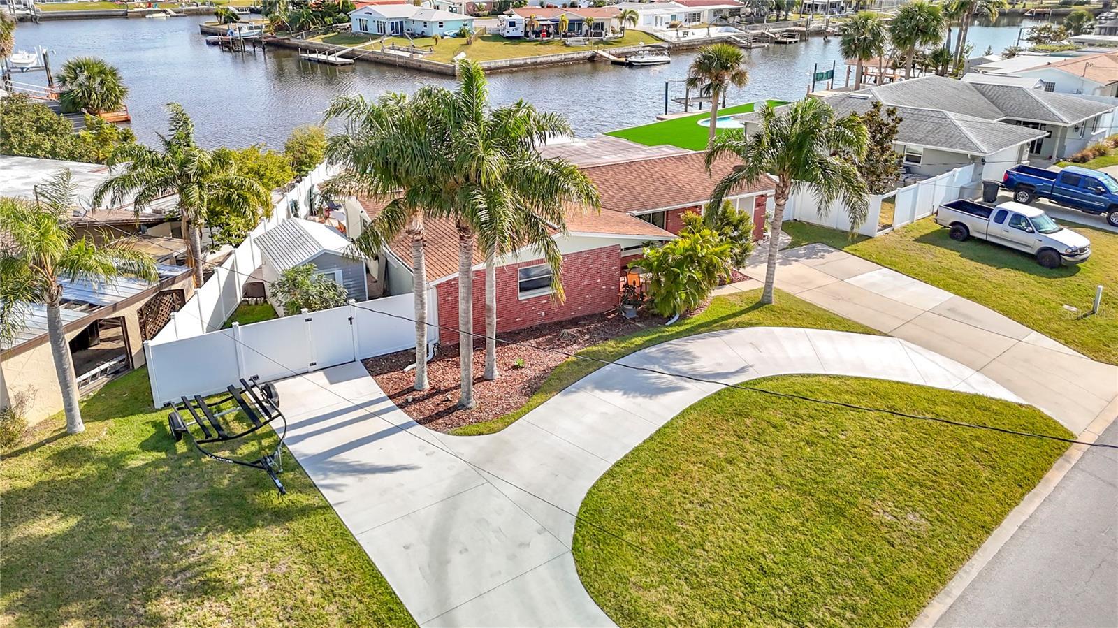 12832 3RD ISLE, HUDSON, FL, 34667