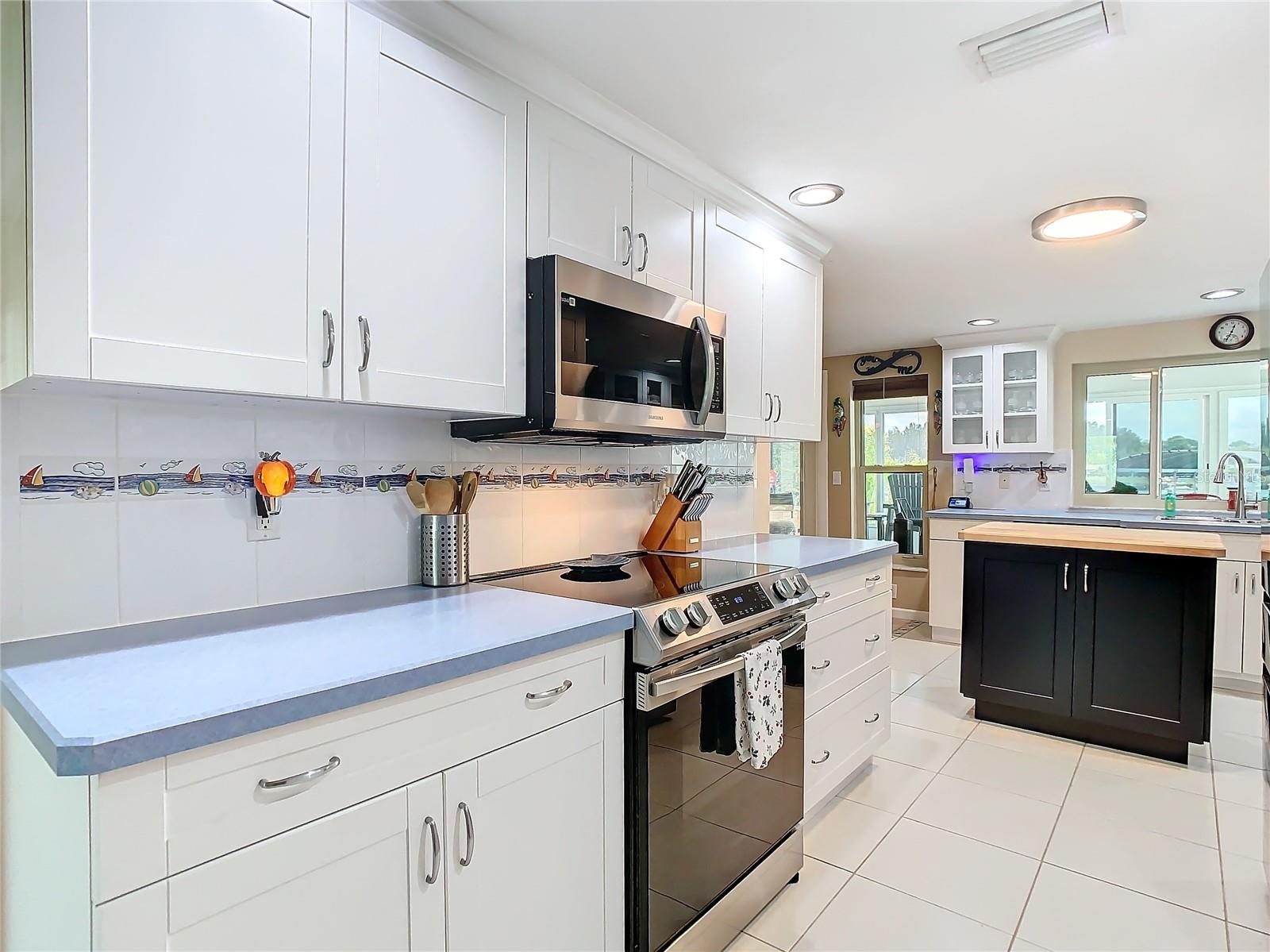 12832 3RD ISLE, HUDSON, FL, 34667