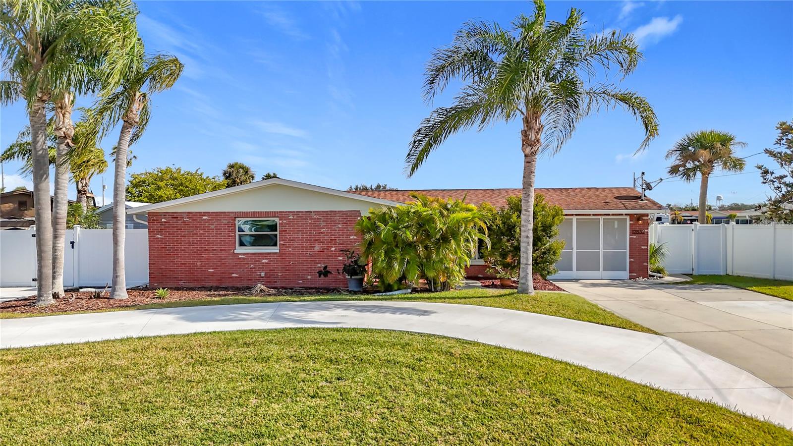12832 3RD ISLE, HUDSON, FL, 34667