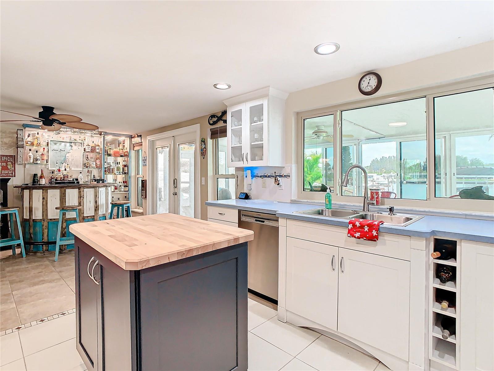 12832 3RD ISLE, HUDSON, FL, 34667