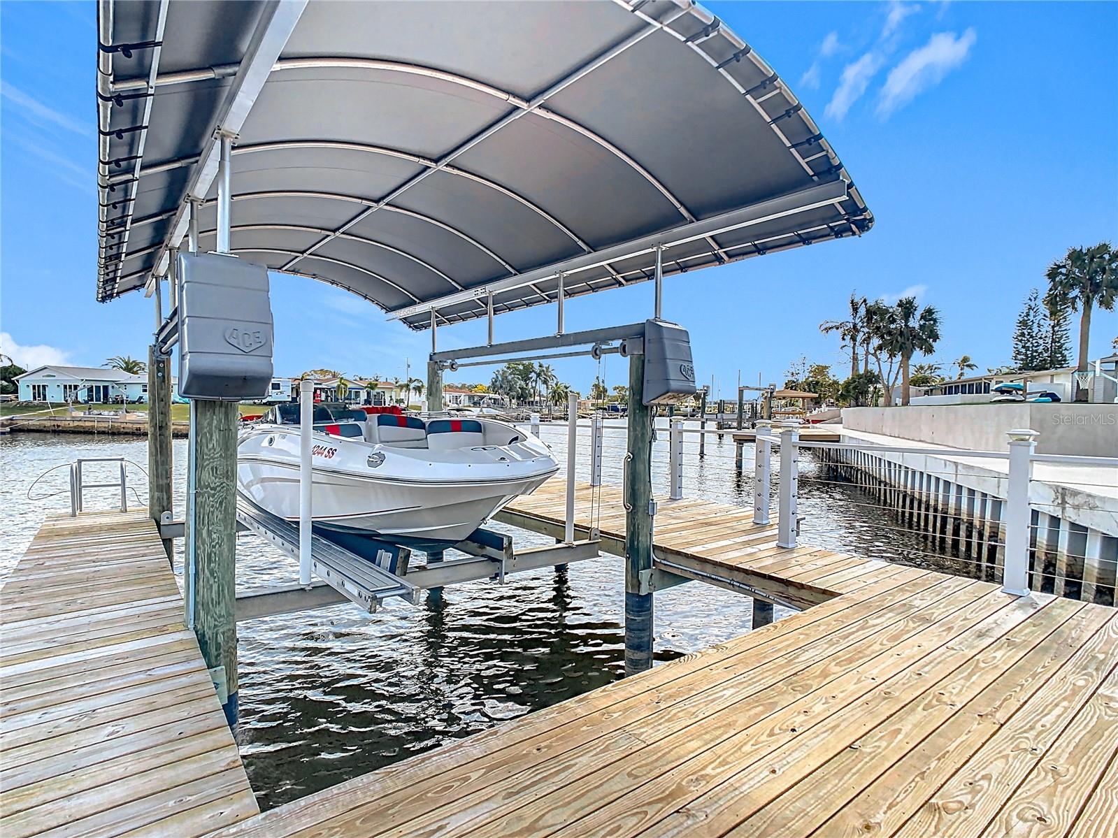 12832 3RD ISLE, HUDSON, FL, 34667