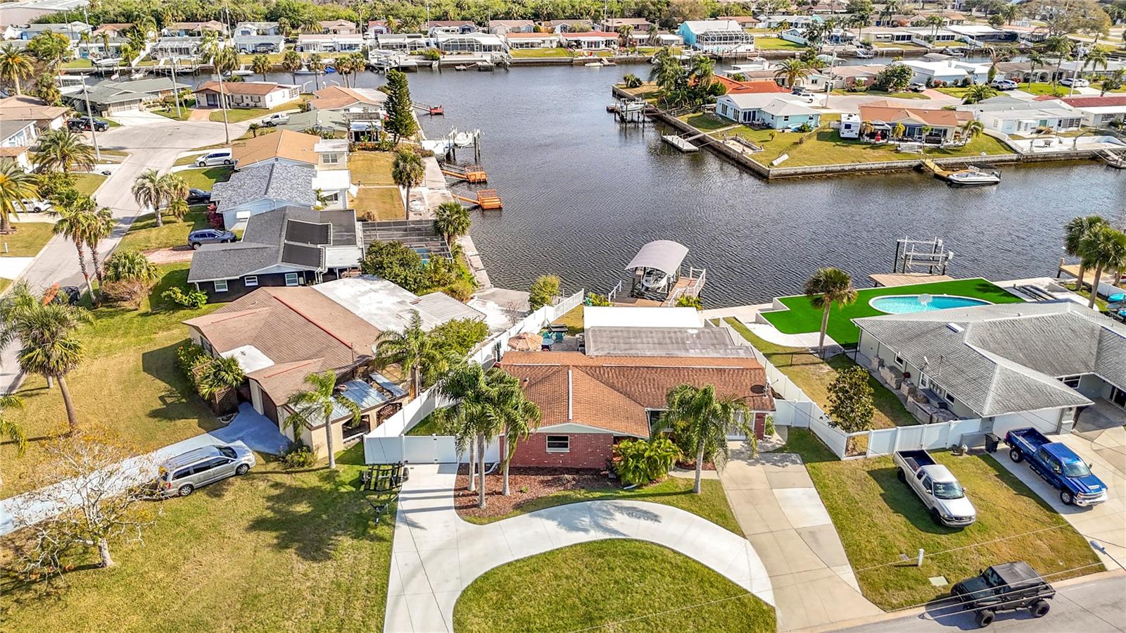 12832 3RD ISLE, HUDSON, FL, 34667