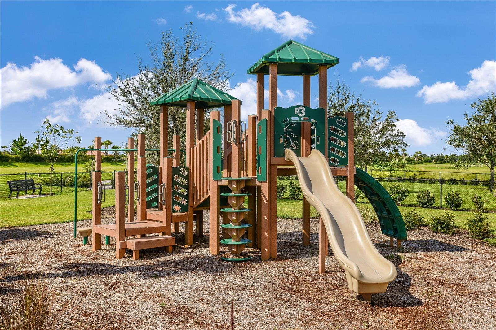 5807 LAURELCREST GLN, PALMETTO, FL, 34221
