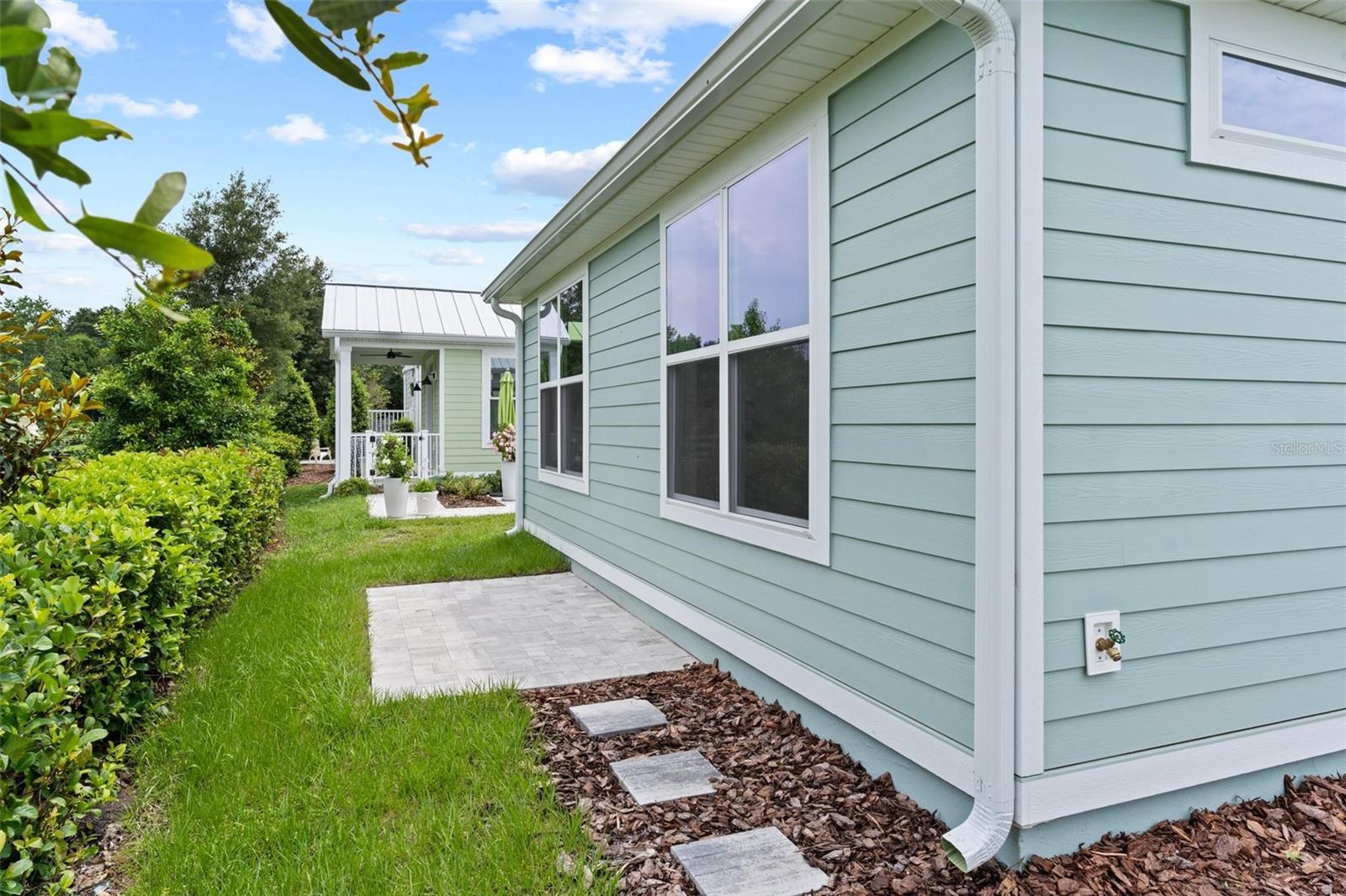 12078 LAKESHORE WAY, OXFORD, FL, 34484