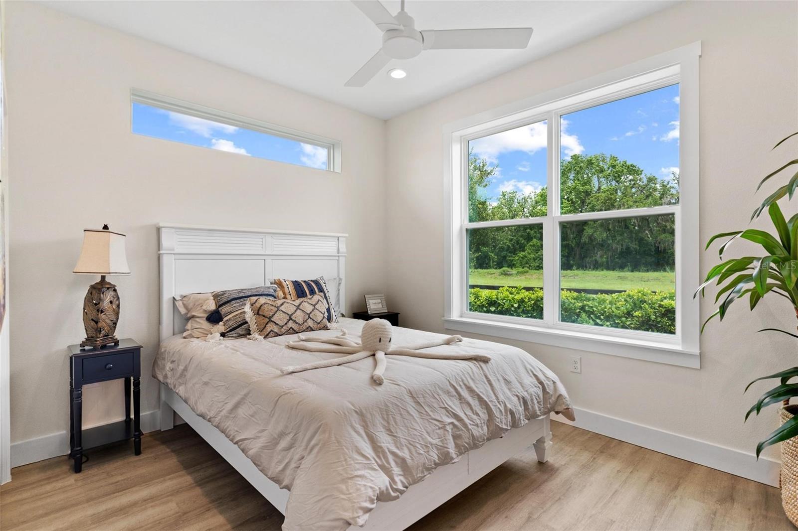 12078 LAKESHORE WAY, OXFORD, FL, 34484