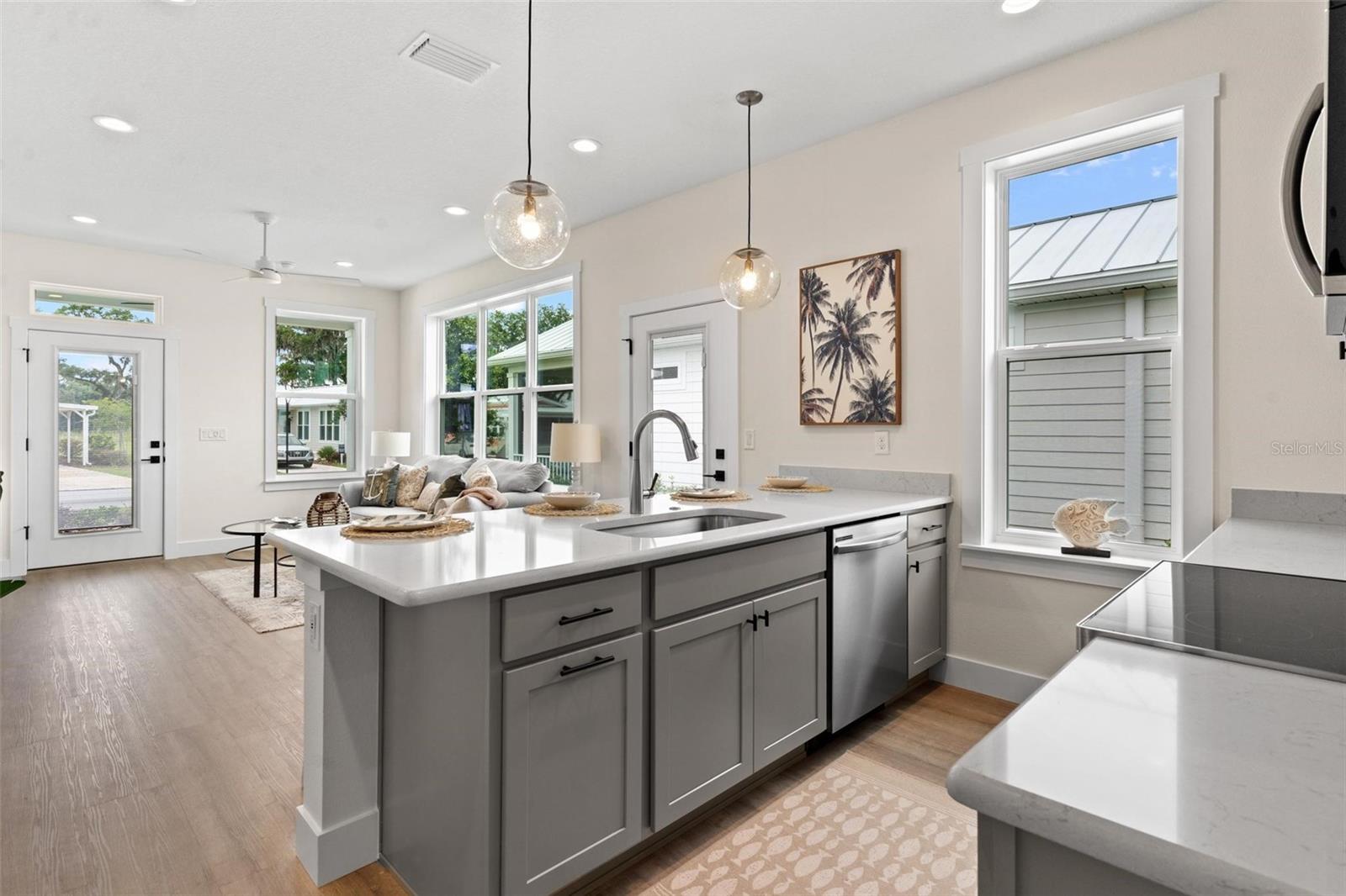 12078 LAKESHORE WAY, OXFORD, FL, 34484