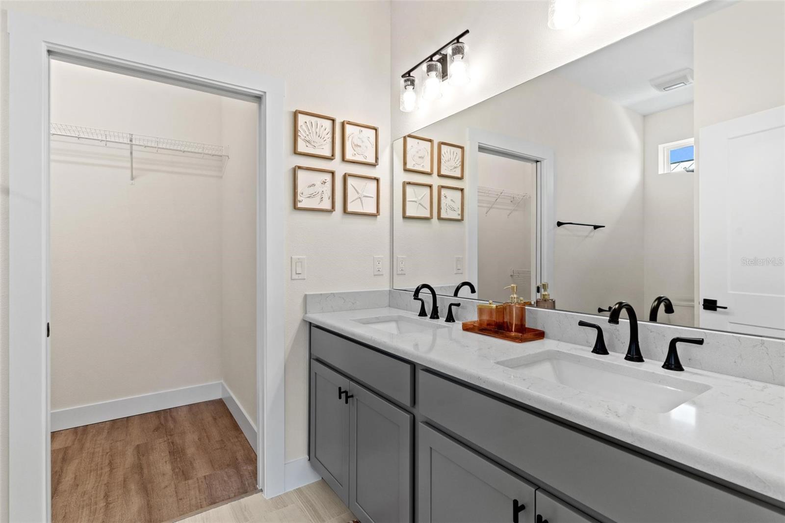 12078 LAKESHORE WAY, OXFORD, FL, 34484