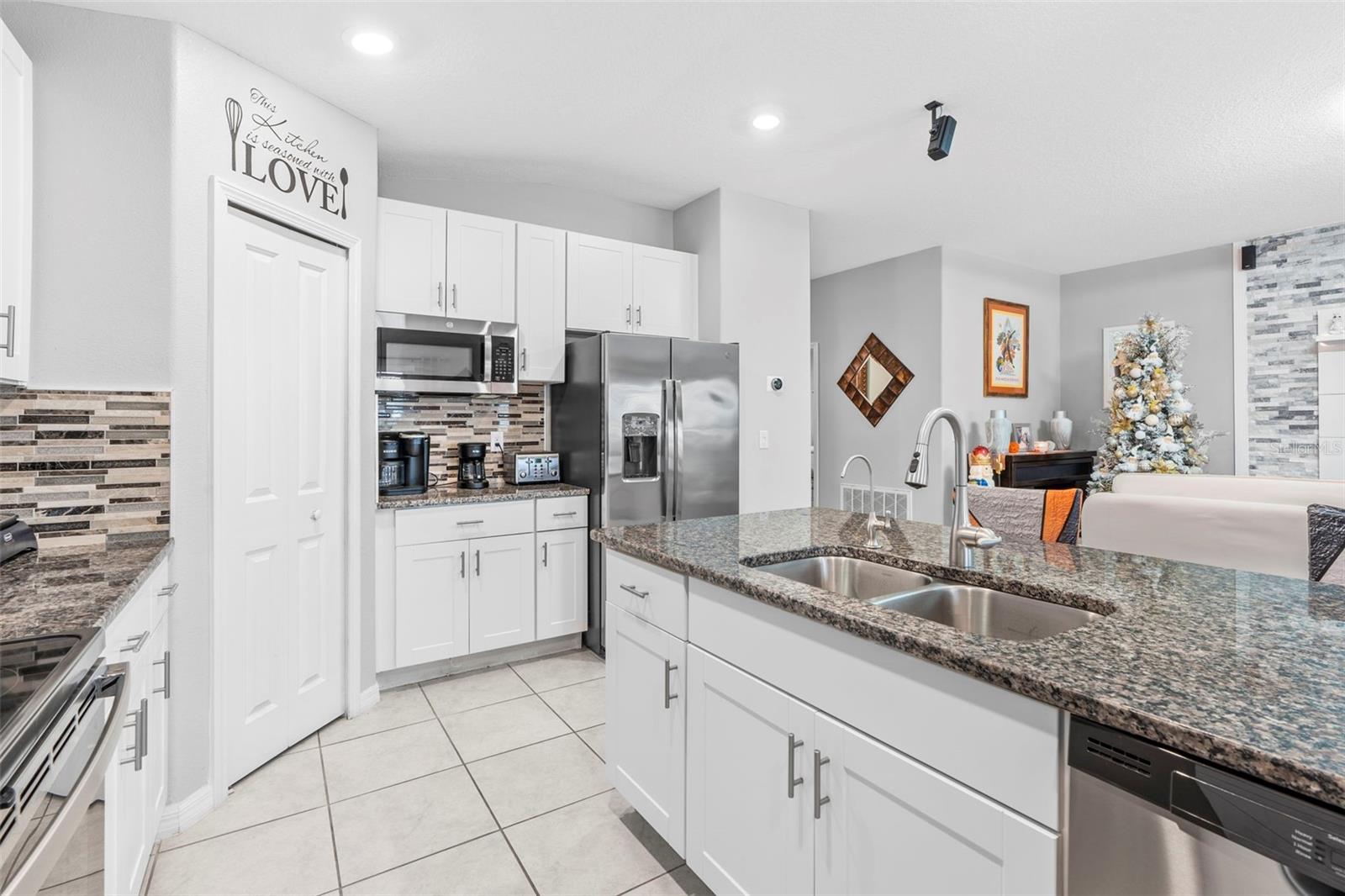 11914 WILD DAFFODIL CT, RIVERVIEW, FL, 33579