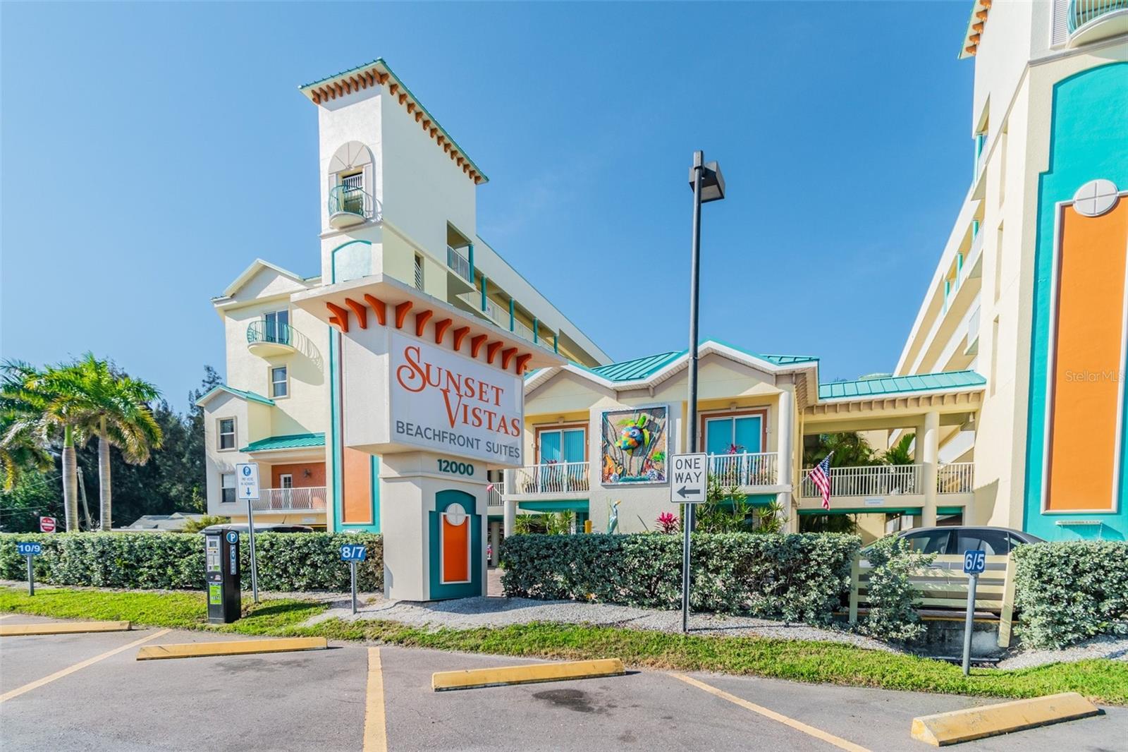 12000 GULF BLVD #212-N, TREASURE ISLAND, FL, 33706