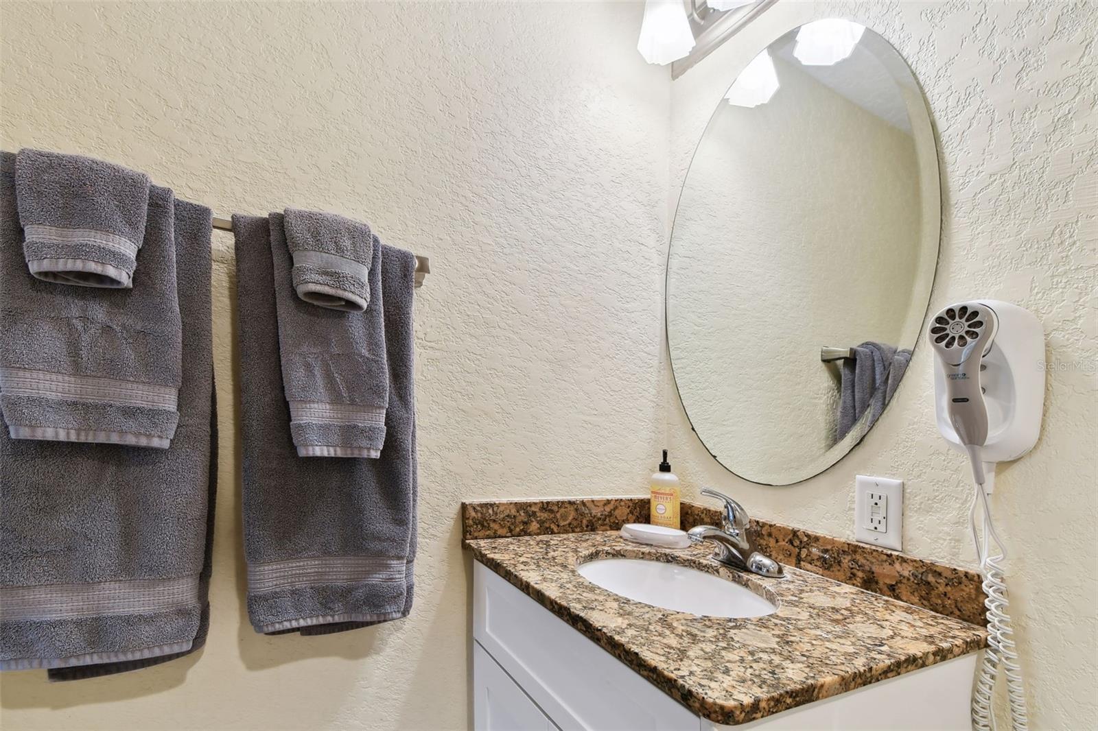 12000 GULF BLVD #212-N, TREASURE ISLAND, FL, 33706