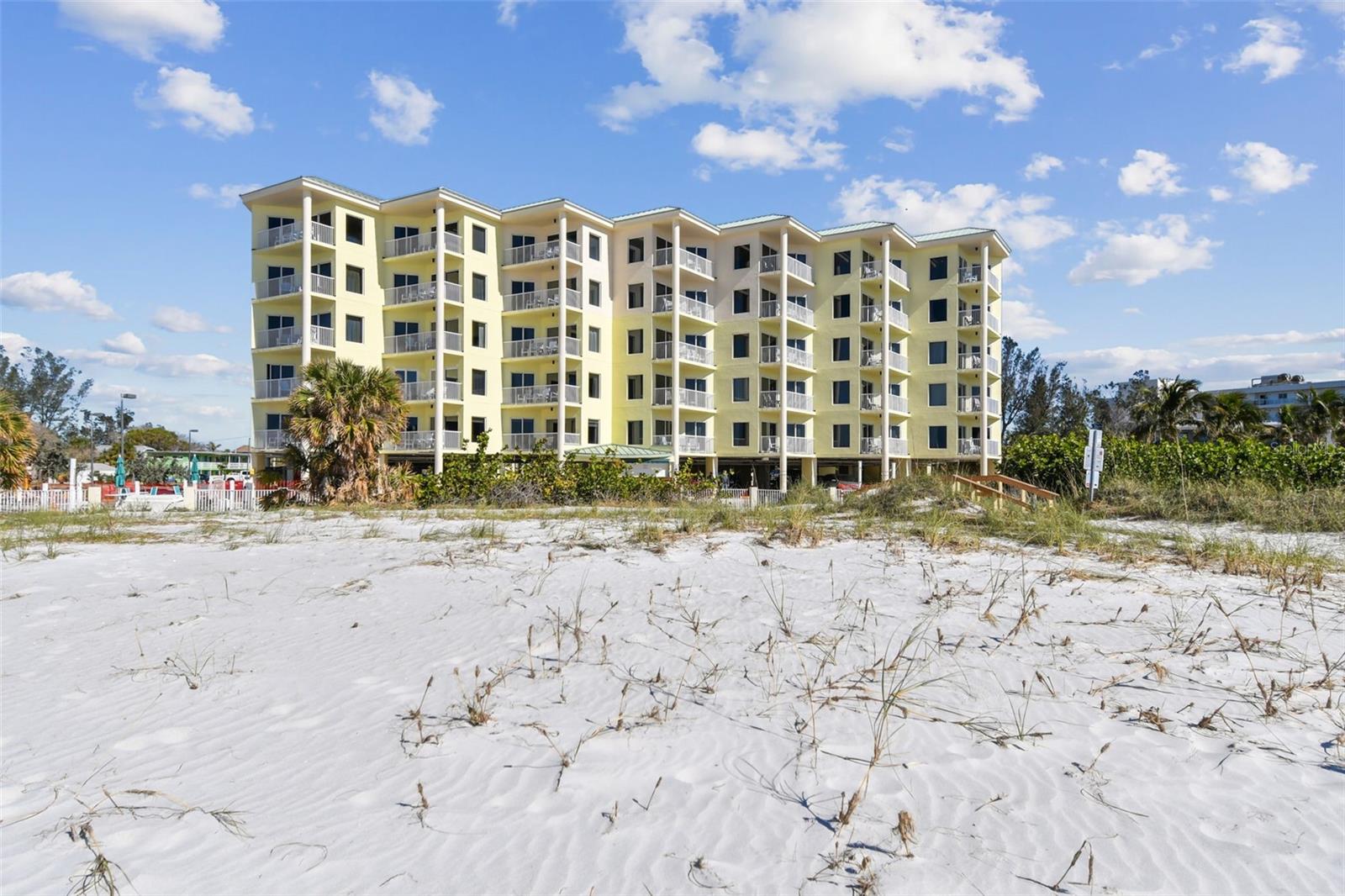 12000 GULF BLVD #212-N, TREASURE ISLAND, FL, 33706