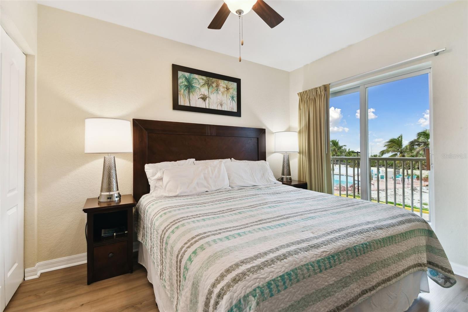 12000 GULF BLVD #212-N, TREASURE ISLAND, FL, 33706