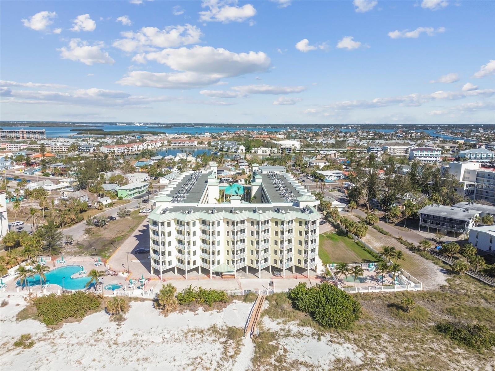 12000 GULF BLVD #212-N, TREASURE ISLAND, FL, 33706