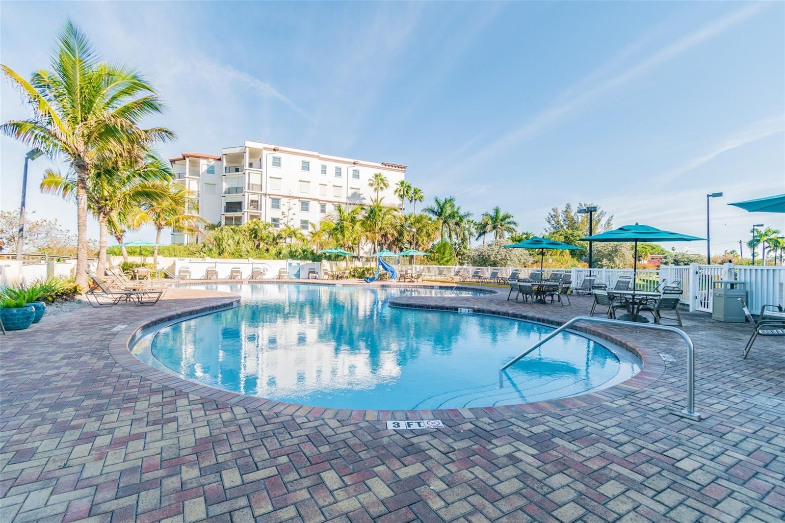 12000 GULF BLVD #212-N, TREASURE ISLAND, FL, 33706