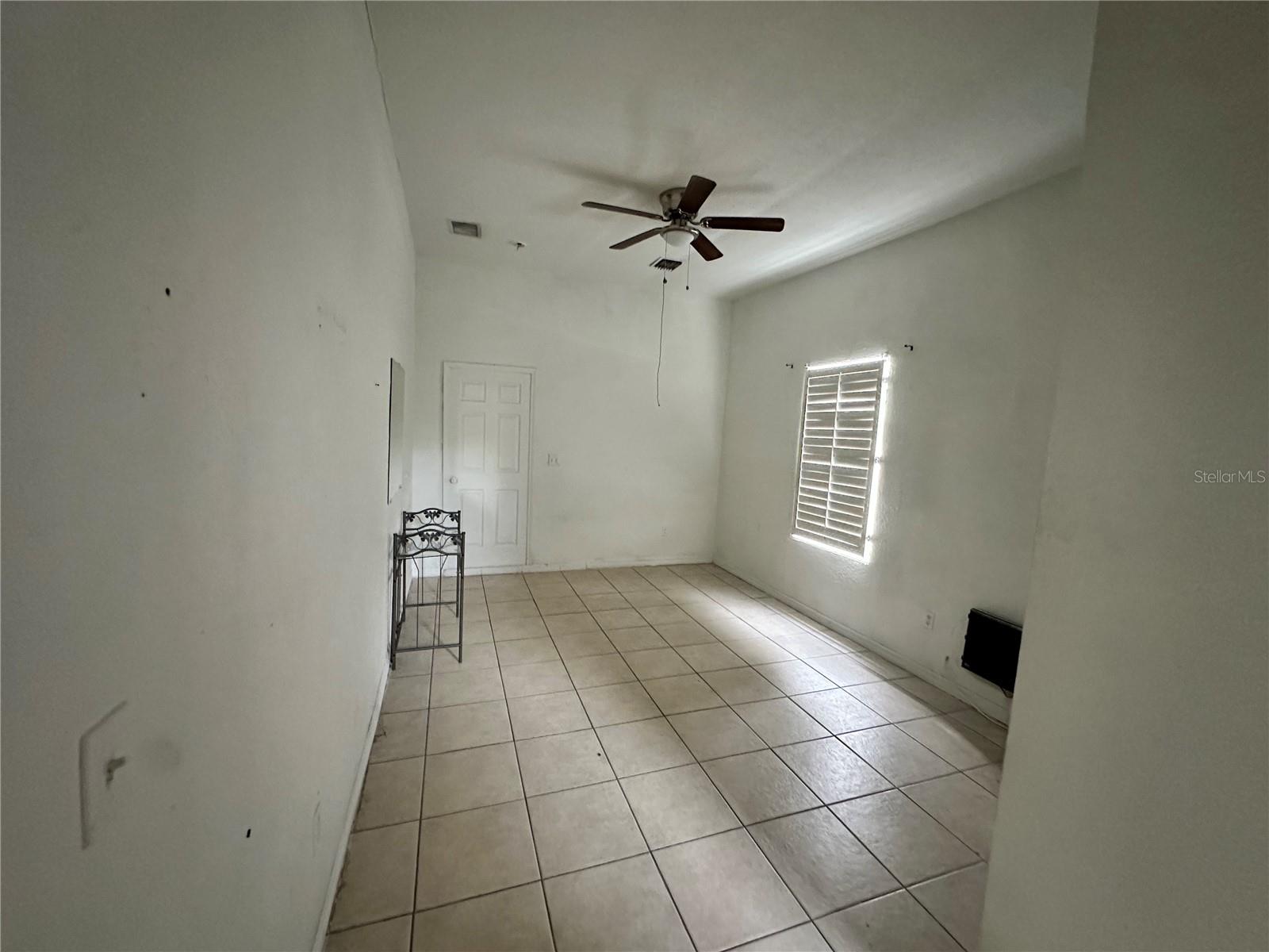 2331 W SAINT JOHN ST, TAMPA, FL, 33607