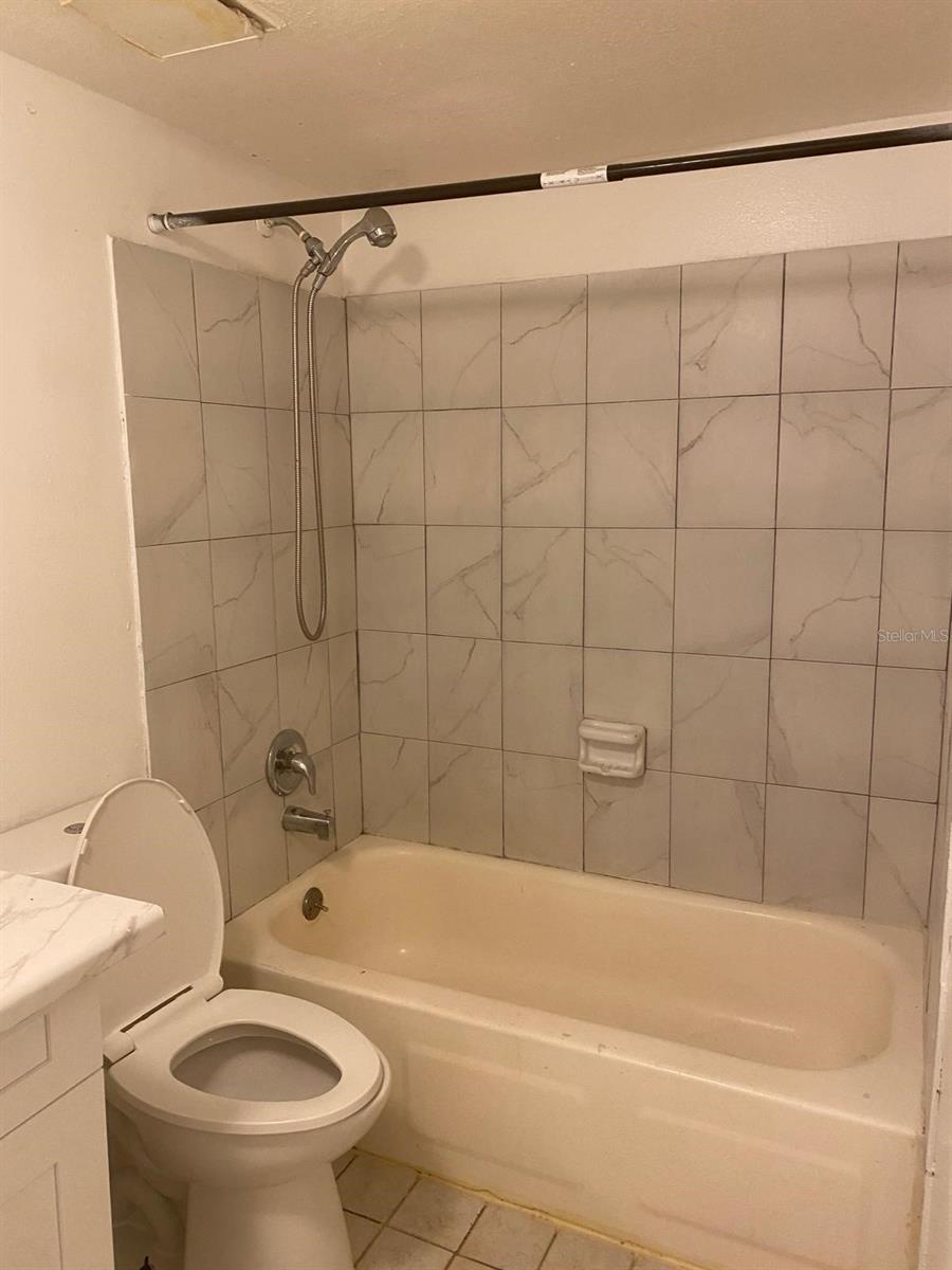 4115 S SEMORAN BLVD #20, ORLANDO, FL, 32822