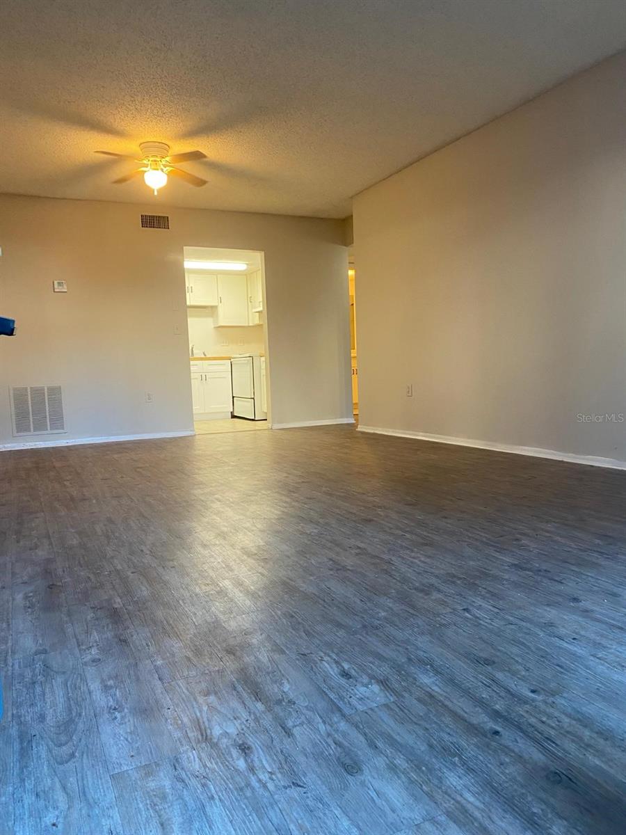 4115 S SEMORAN BLVD #20, ORLANDO, FL, 32822