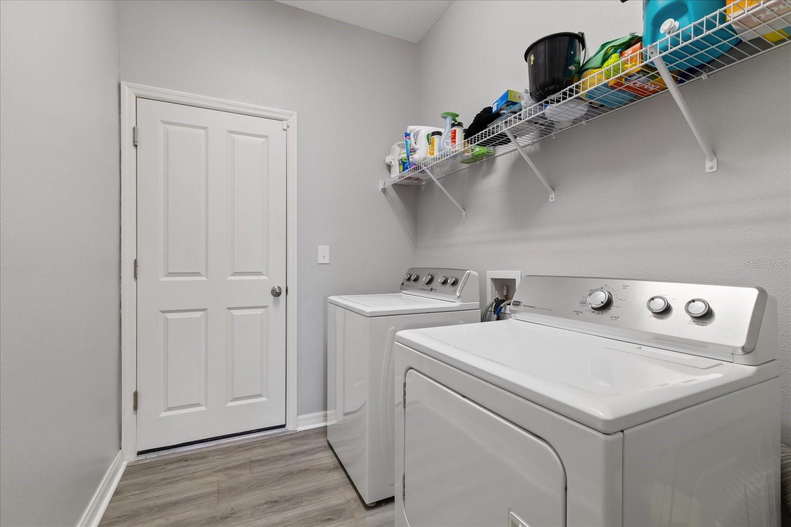 7501 NORTHERN LIGHTS DR, GIBSONTON, FL, 33534