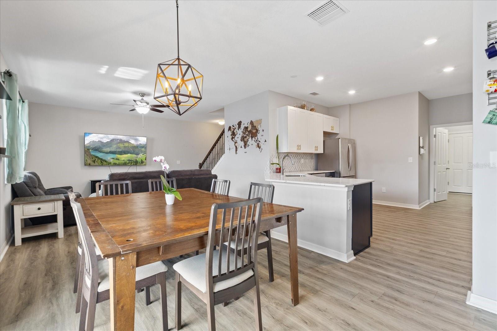 7501 NORTHERN LIGHTS DR, GIBSONTON, FL, 33534
