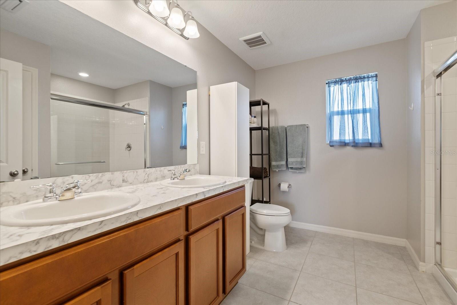 7501 NORTHERN LIGHTS DR, GIBSONTON, FL, 33534