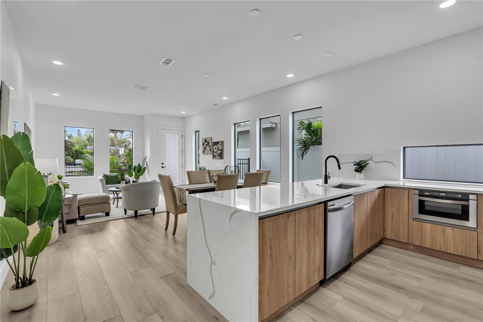 1627 9TH AVE N, ST PETERSBURG, FL, 33713