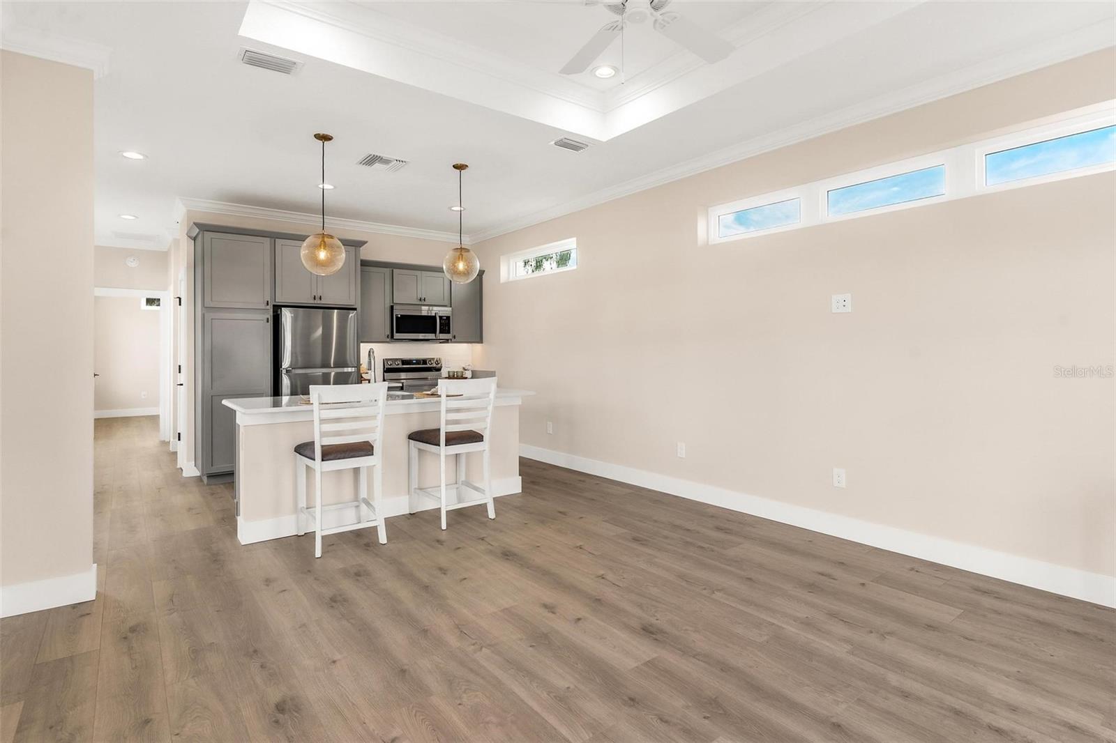 12043 LAKESHORE WAY, OXFORD, FL, 34484