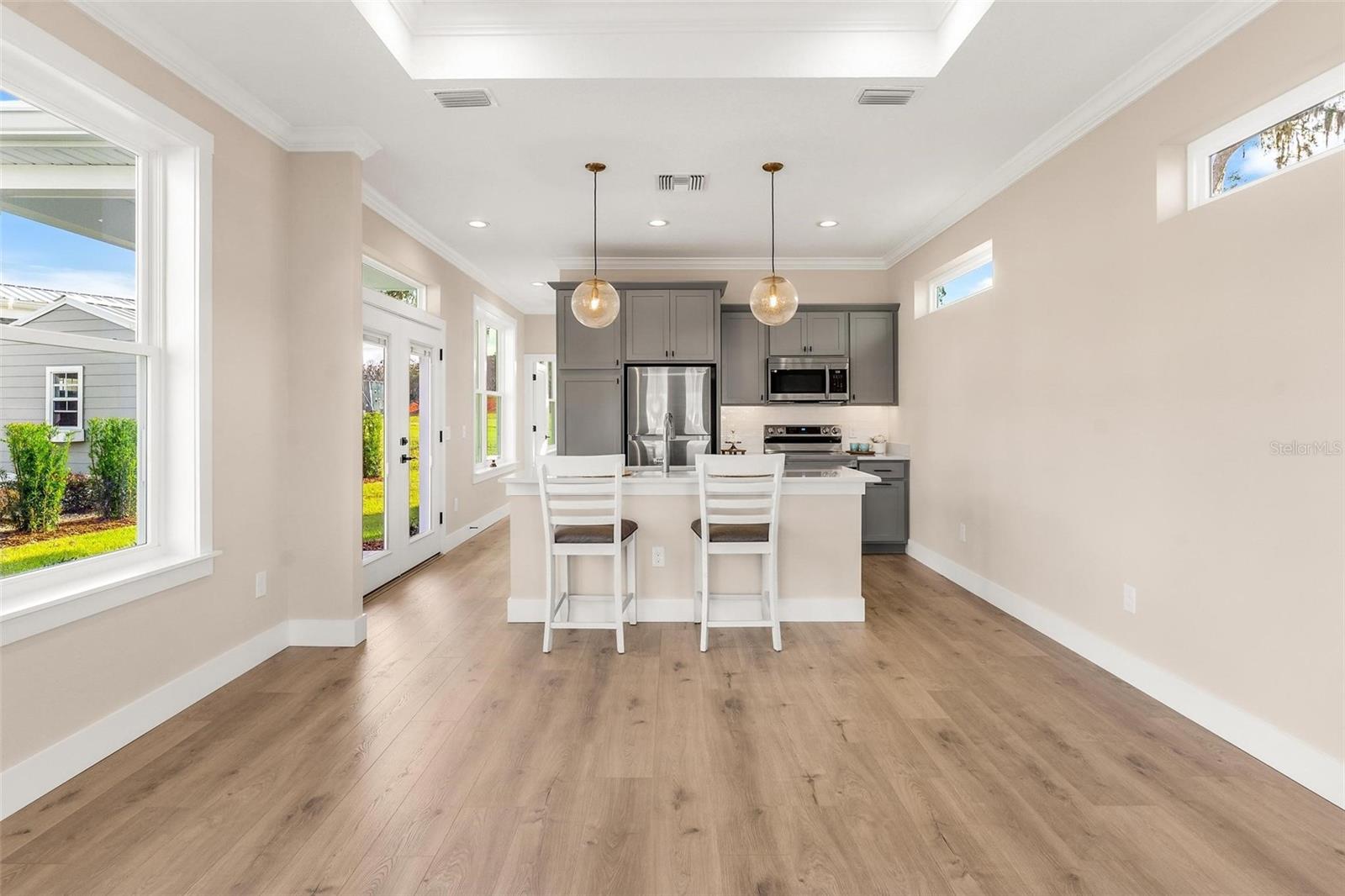 12043 LAKESHORE WAY, OXFORD, FL, 34484