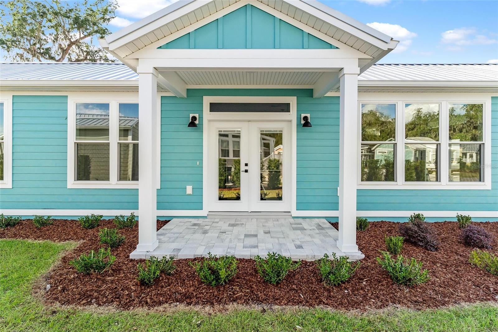 12043 LAKESHORE WAY, OXFORD, FL, 34484