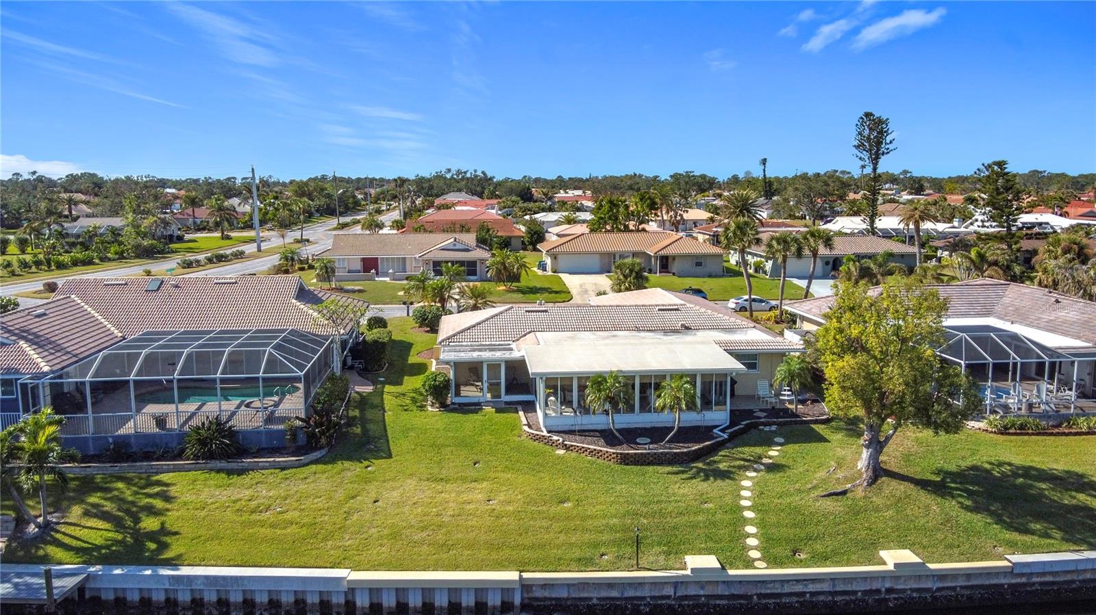 4 WINDSOR DR, ENGLEWOOD, FL, 34223
