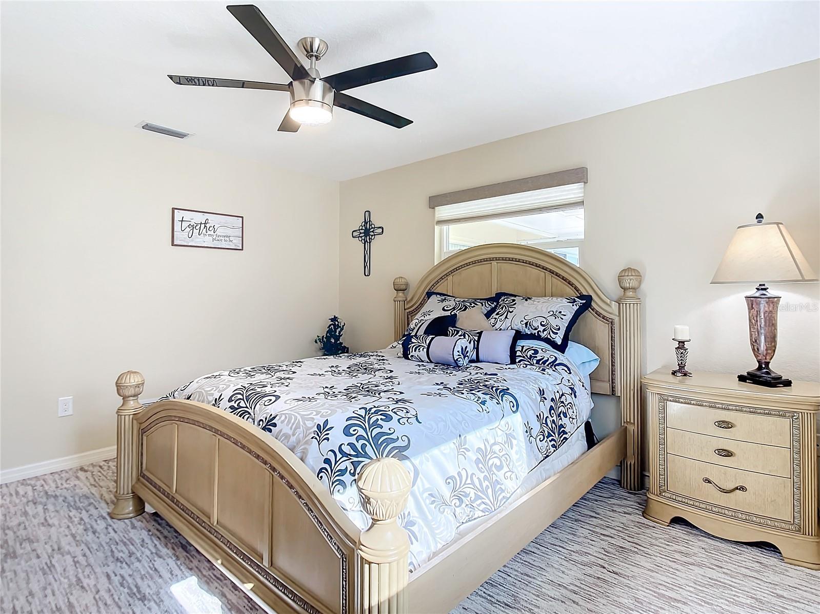 4 WINDSOR DR, ENGLEWOOD, FL, 34223