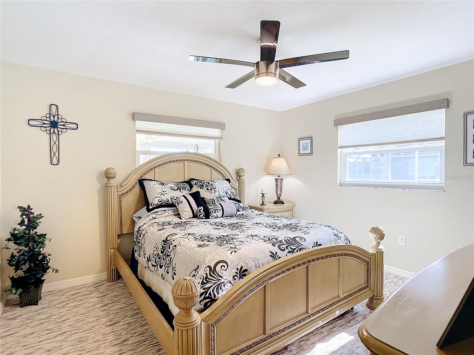 4 WINDSOR DR, ENGLEWOOD, FL, 34223