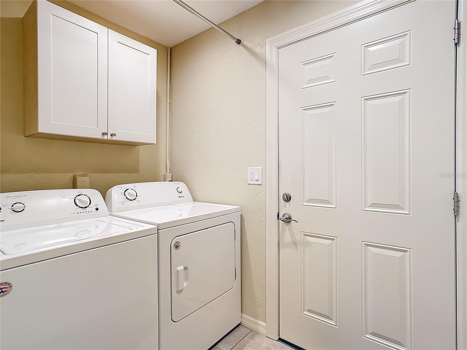 4 WINDSOR DR, ENGLEWOOD, FL, 34223